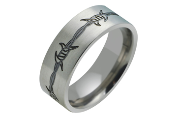 Titanium Band with Black Titanium Barb Wire Carving