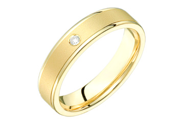 1/25 Carat Yellow Gold 14kt Sandblast Wedding Band with Diamond
