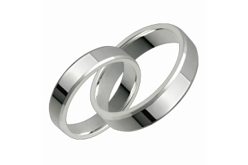 Flat Comfort Fit Beveled 5mm Ladies and Gents Platinum Bands