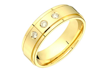 3/20 Carat Yellow Gold 14kt Wedding Band with Trio Diamonds