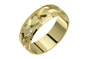 14kt Heart Carved Yellow Gold Wedding Band