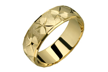 14kt Yellow Gold Star Designed Wedding Band