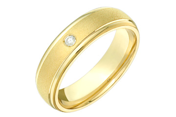 7/100 Carat Yellow Gold 14kt Grooved Wedding Band with Diamond